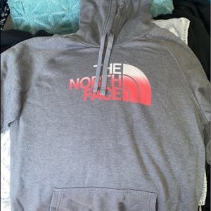 grey north face hoodie new.